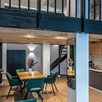 Oran Apartment 7